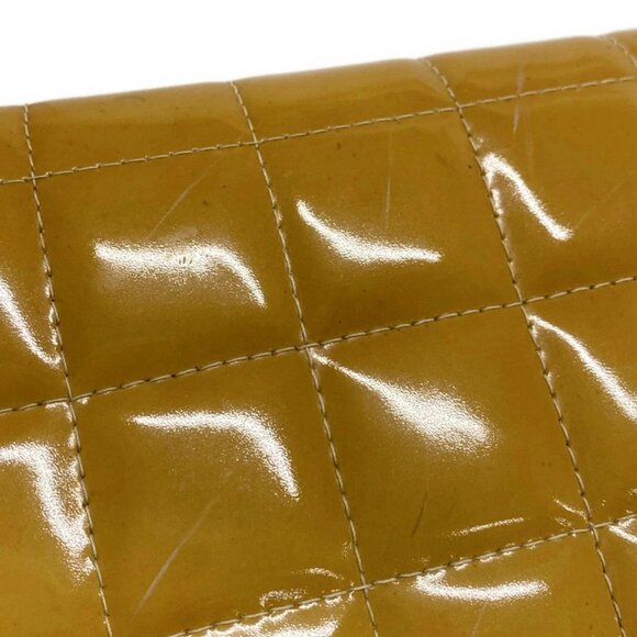 Auth CHANEL Chocolate Bar - Light Brown Patent Leather Shoulder Bag - Picture 13 of 16